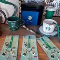 Starbucks บ้านใหญ่ วังน้อย