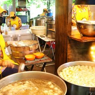ตลาดน้ำบางน้ำผึ้ง