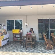 คะนิ้งEatter หมู่บ้านกลางเมืองวัดพระขวาง