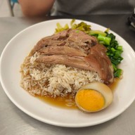 เมนูของร้าน โต้งข้าวหมูแดง ถนนพรานนก-สาย4(ถนนพระเทพ)