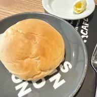 Greyhound Café Central Chidlom ชั้น 3