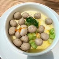 Greyhound Café Central Chidlom ชั้น 3