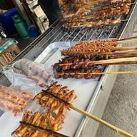 ร้านไก่ย่างวิเชียรบุรีสาขาหน้าโรงเรียนเวฬุวัน สาขาหน้าโรงเรียนวัดเวฬุวัน