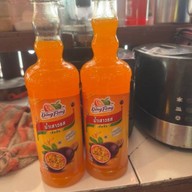 มะพร้าวปั่น/โอเลี้ยง/ชาเย็น/กาแฟโบราณ/ศูนย์อาหารวรลักษณ์