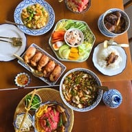 อู่ข้าว U-Khao Restaurant&Cafe