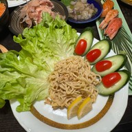 Kani Tengoku ทองหล่อ