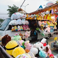 ตลาดเดินเล่นกรุงเทพกรีฑา