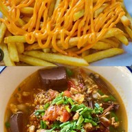 FRYFRY - ข้าวซอยข้าวฟืน