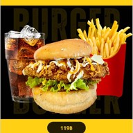 Yellow Chicken & Saicafelopburi ซอยโรงเรียนบรรจงรัตน์ (ประถม)