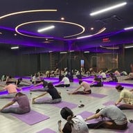 CoreMe Pilates แจ้งวัฒนะ 14 Charn at the avenue