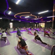 CoreMe Pilates แจ้งวัฒนะ 14 Charn at the avenue
