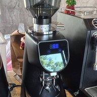 REDs Roastery Specialty Coffee (เรดส์ โรสเตอรี่ คอฟฟี่) -