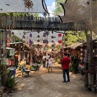 ศูนย์เรียนรู้ เฌอซี๊ญ่า ตลาดไกวเปล