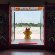 พุทธสมาคมสิงห์บุรีสงเคราะห์พ้งไล้ซาจับเซียว (เช็งบู้ตั่ง) สำนักงานใหญ่ ศูนย์กู้ภัยสิงห์บุรี พ้งไลัเกาะ 30