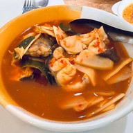 เมนูของร้าน ครัวปลาสราวุธ