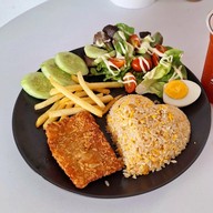 โจ๊กเครื่องในหมูรวม&สเต๊กหมูทอดข้าวผัดร้านคอฟฟี่วิธเลิฟ♥️ ร้านคอฟฟี่วิธเลิฟ♥️