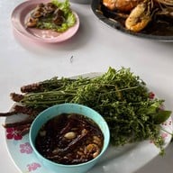 กุ้งอบภูเขาไฟ