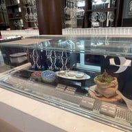 Pruek Food Sukhumvit 49 สุขุมวิท 49