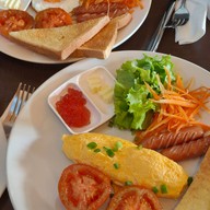 เมนูของร้าน Boonhome Cafe NKP