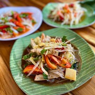 ก๋วยเตี๋ยวเรือแอบแซ่บ นครสวรรค์