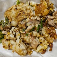 เมนูของร้าน ก๋วยเตี๋ยวคั่วไก่ สวนมะลิ (เจ๊เค็ง เจ๊งิ้ม) ยศเส