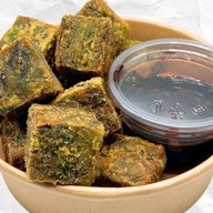 Krobz (โอ้วกุยช่าย)สาขาเพชรบุรีตัดใหม่ เพชรบุรีตัดใหม่