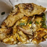 เมนูของร้าน ก๋วยเตี๋ยวคั่วไก่ สวนมะลิ (เจ๊เค็ง เจ๊งิ้ม) ยศเส