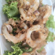 ร้านต้มยำหัวปลามารวย เจ้าเก่าสุทธิสาร