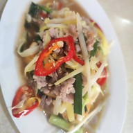 ร้านต้มยำหัวปลามารวย เจ้าเก่าสุทธิสาร