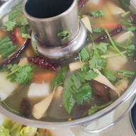 ร้านต้มยำหัวปลามารวย เจ้าเก่าสุทธิสาร