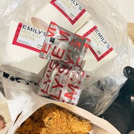 เมนูของร้าน Emily's เส้นหมี่ไก่ฉีก เจริญนคร 10