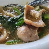เมนูของร้าน ราดหน้าโรงเหล็ก และอาหารตามสั่ง สำโรง