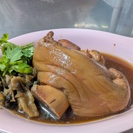 เมนูของร้าน ขาหมูเจริญแสงสีลม สีลม