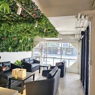 ITAEWON-BREW Ekkamai