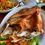 Pookai Cafe & Restaurant เกาะล้าน