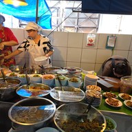 ร้านส้มตำเหนือ ซอยสายลม