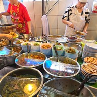 ร้านส้มตำเหนือ ซอยสายลม