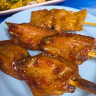 ร้านส้มตำเหนือ ซอยสายลม
