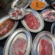 Hongdae BBQ Buffet Siam Square One