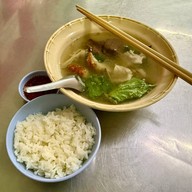 เมนูของร้าน เกาเหลาเลือดหมู เจ้ยุ จุฬา50