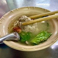 เกาเหลาเลือดหมู เจ้ยุ จุฬา50