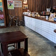 บรรยากาศ ชุมพล ปาท่องโก๋ บุรีรัมย์