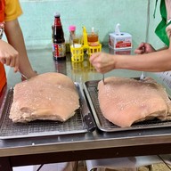 เกาเหลาเลือดหมู เจ้ยุ จุฬา50