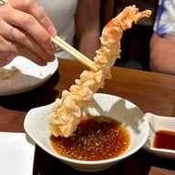 Sushi Sriracha