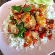 ลี่ อาหารตามสั่ง -หน้าสนามช้างอารีนา