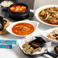 ROCK AND ROLL FOOD สุขุมวิท 71