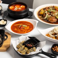 ROCK AND ROLL FOOD สุขุมวิท 71