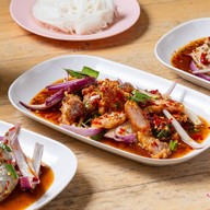 ยอ การยำ สวนพลู