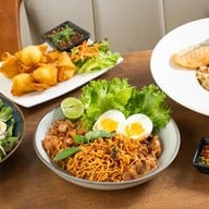 Yu Baan Eatery อยู่บ้าน อีทเทอรี่ ซอยอารีย์