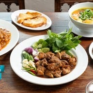 บ้านพี่เล็ก พระราม 9